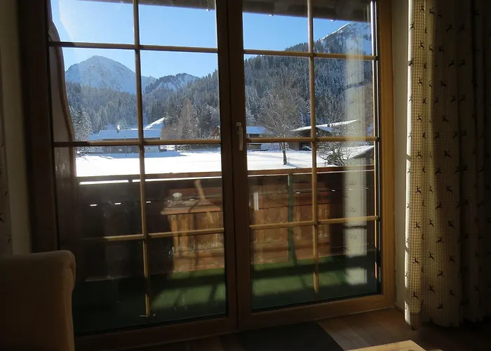 Haus Baumgartner Appartamento Schattwald